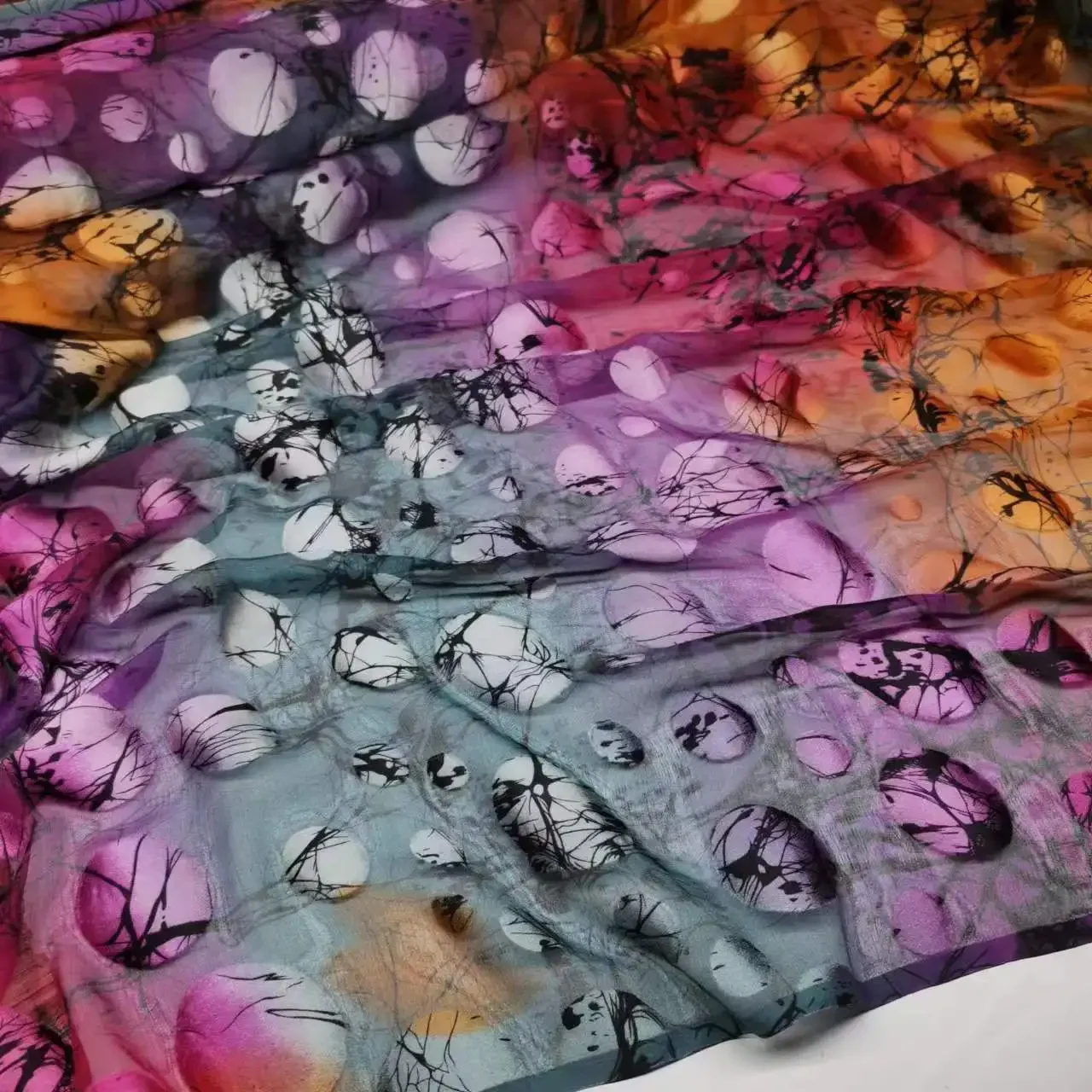 Colorful New Silk Viscose Blended Burn-Out Printing Swissdot Soft Hijab Saree Dress Tissue