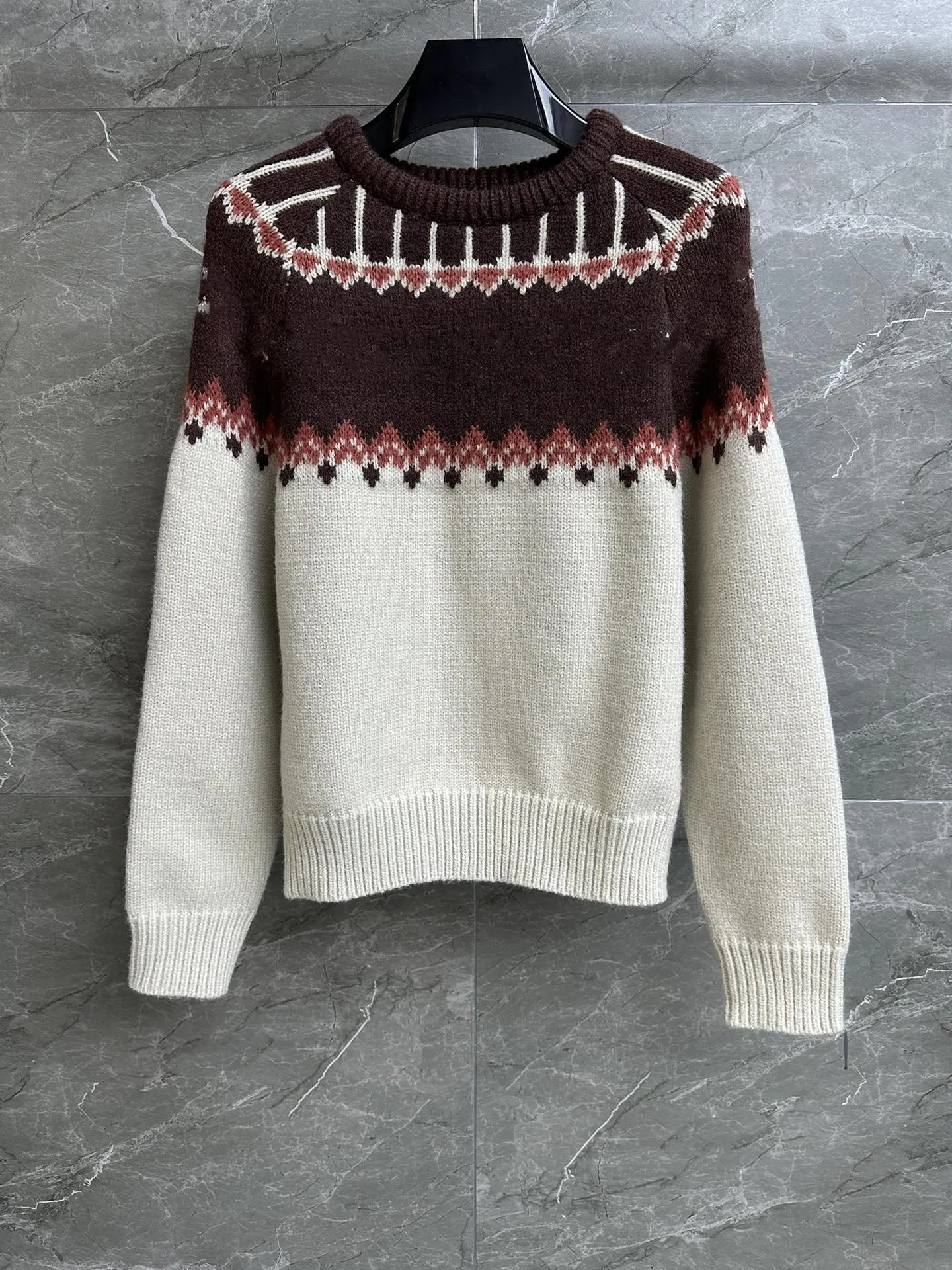 

2025 Women's Clothing Crocheted rhinestone raglan sleeve wool knitted sweater 1109