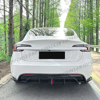 適用於特斯拉 2024 年 Model 3 Highland 的霧面黑運動改裝套件,包括前保險桿下唇、後唇擾流板和側裙配件。 10 最佳銷售 特斯拉 Model 3 車身套件 - №9