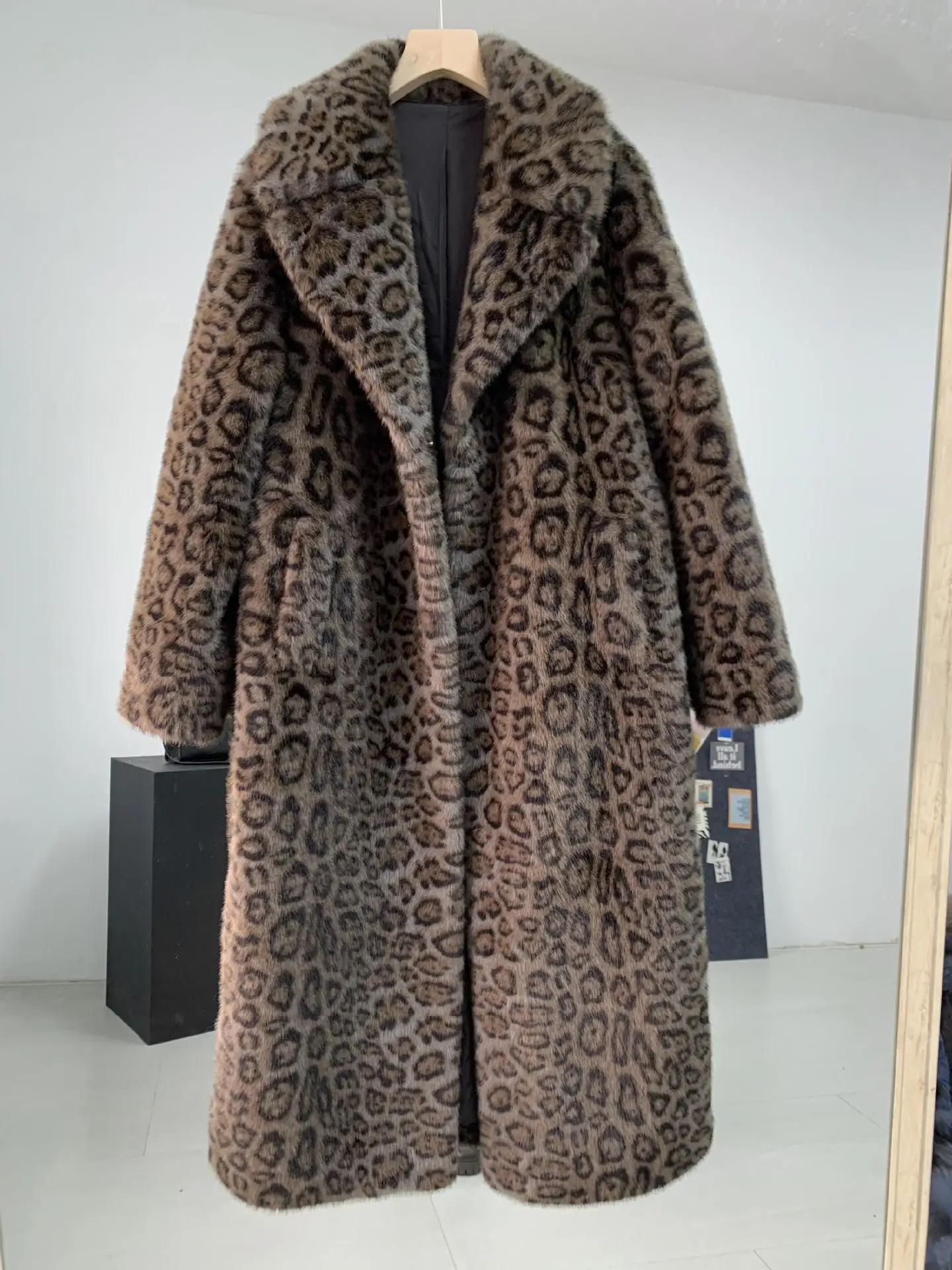 2024 autumn and winter new coat environmentally friendly fluff imitation mink fur leopard print extended