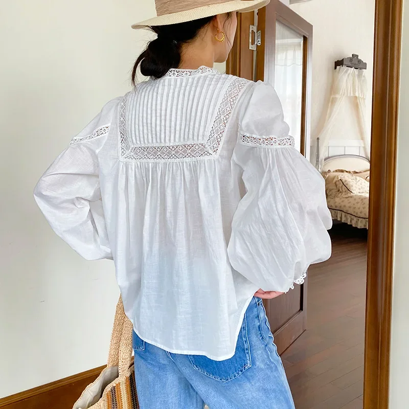 Vintage White Lace Shirt Blouses White Button Front Hollow Out Embroidered Blouse Long Sleeve Tops Autumn Woman Clothing