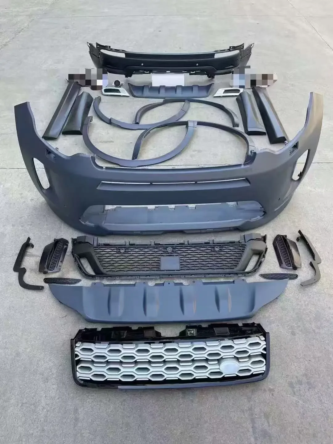 

Премиум-класс для LandRover Discovery Sport, боковые вентиляционные отверстия BODYKIT 2013-2019, обновление 2020, без замены света