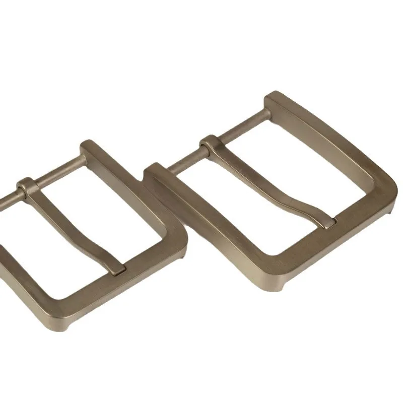 35 سنتيمتر/38 سنتيمتر التيتانيوم النقي دبوس مشبك حزام رجالي مشبك الرأس المضادة للصدأ ، مقاومة للعرق ، قوي ودائم مشبك حزام الموضة