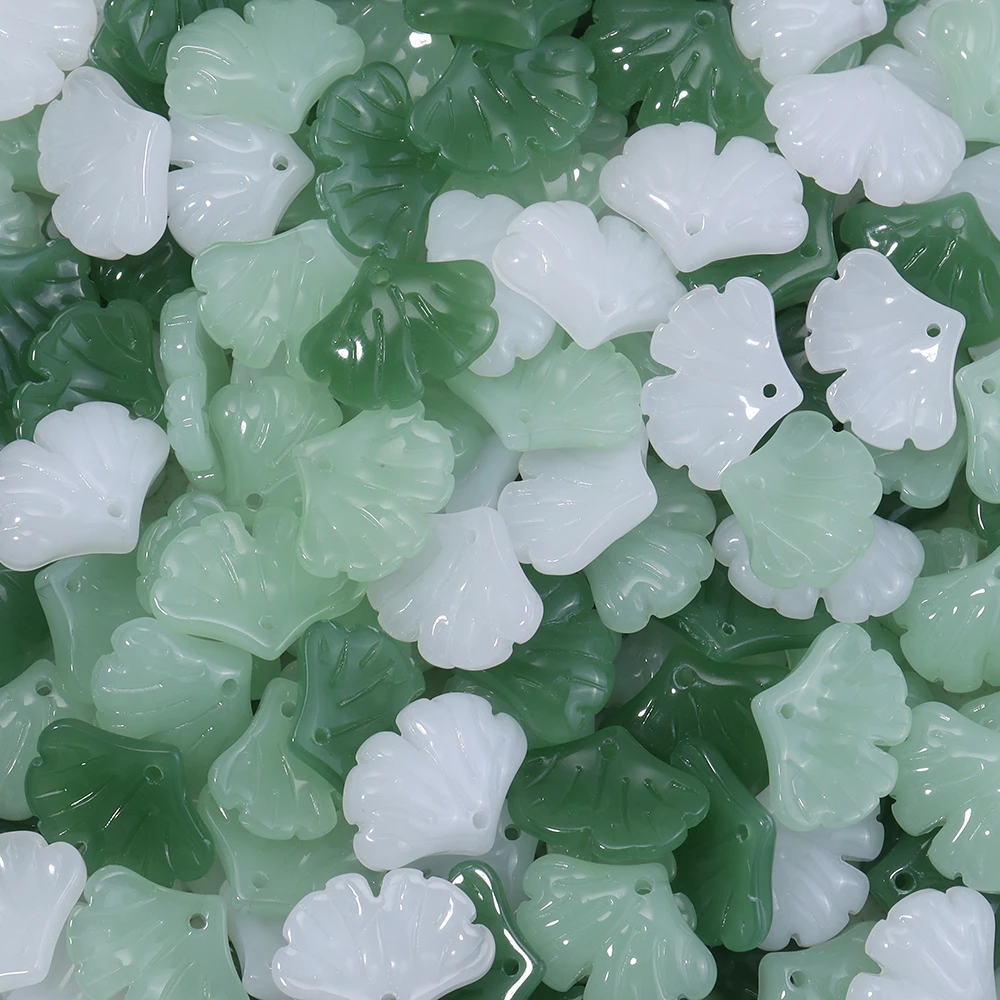 30 unids/lote de cuentas colgantes de hojas de cristal, colgantes de hojas de Ginkgo pequeñas de Color verde para fabricación de joyas SIY, pendientes, accesorios para collares