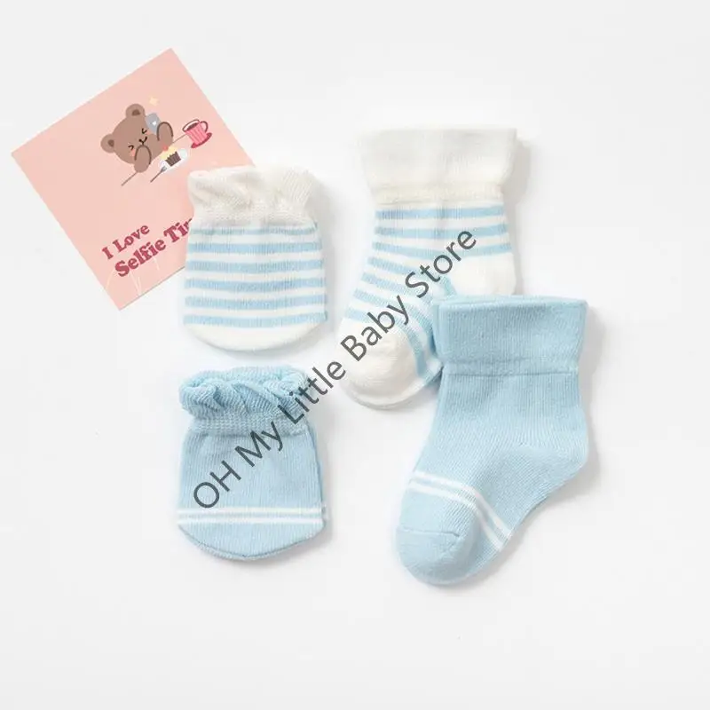 

M76C 4 ​​пары хлопковых носков, перчатки, мягкие варежки с защитой от царапин для новорожденных мальчиков и девочек