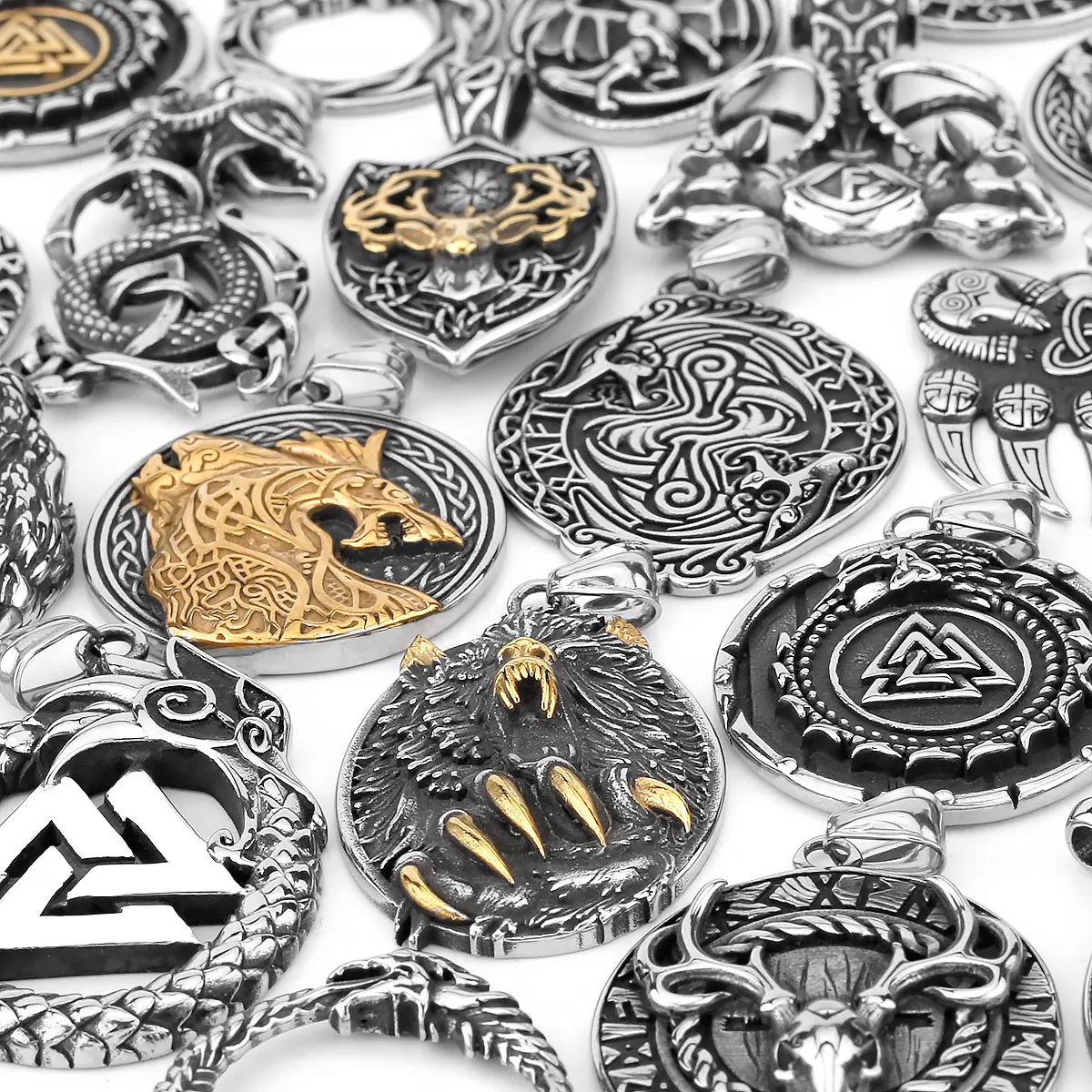 Stainless Steel Dragon Punk Necklace Amulet Celtic Three Sheep Bear Snake Totem Viking Pendant Men\'s Charm Necklace Jewelry Gift