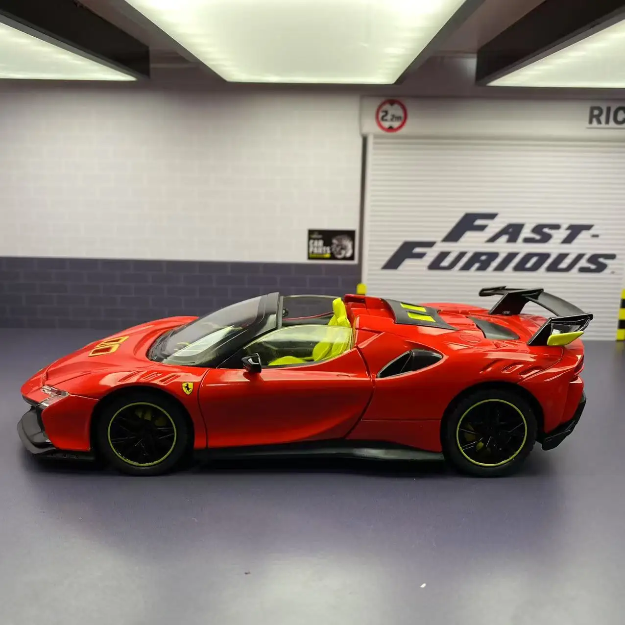 Novo 1:24 sf90 xx stradale supercar liga modelo de carro som e luz puxar para trás brinquedo das crianças colecionáveis presente aniversário