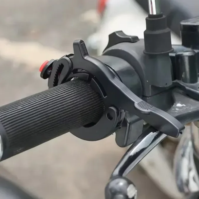 Motorcycle Throttle Cruise Control Clip - Essential Accessory for Smooth Riding Experience