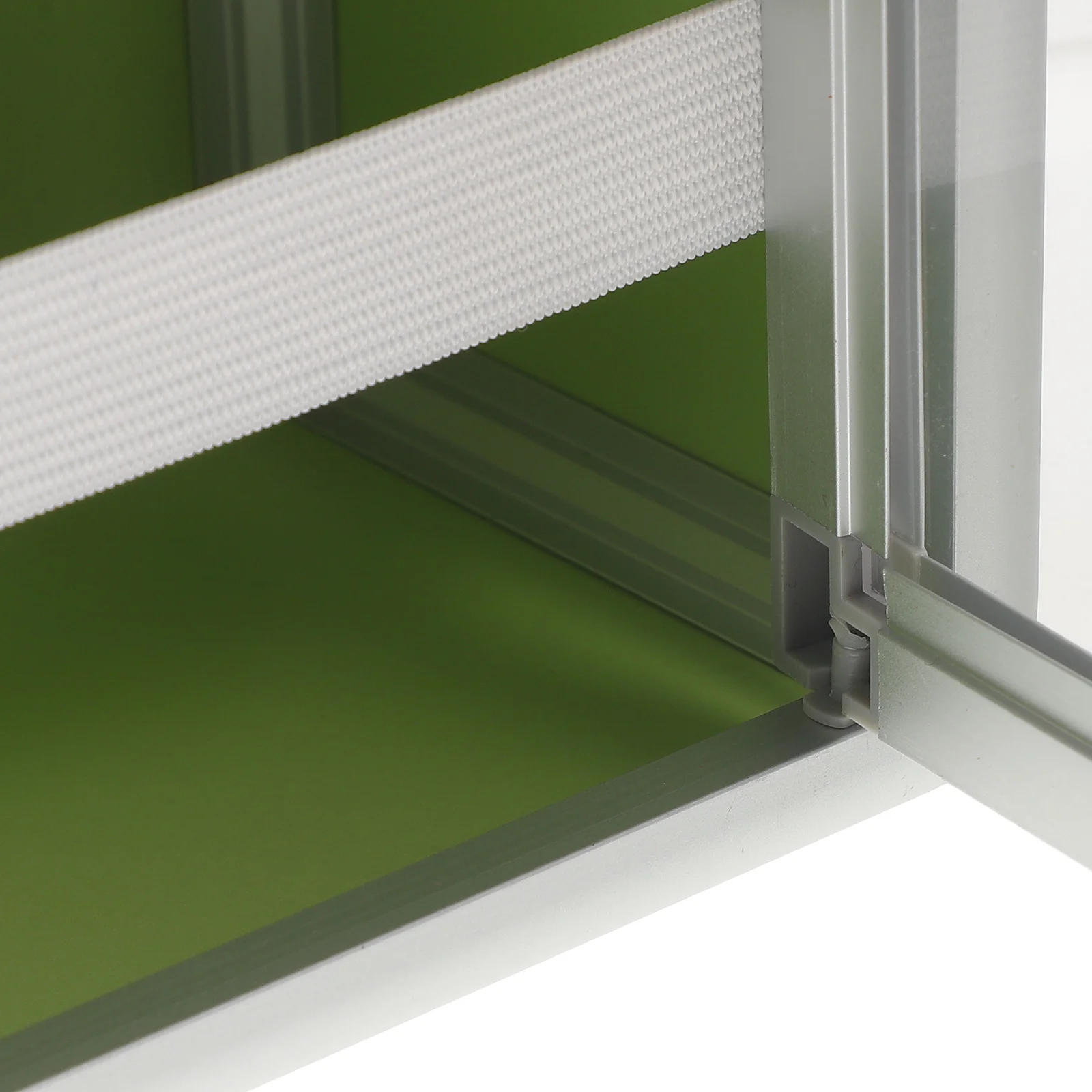 صندوق دواء الطوارئ مصنوع من سبائك الألومنيوم حقيبة مساعدة كبيرة صندوق تخزين الأدوية المحمول للاستخدام المنزلي والمكتب ورياض الأطفال