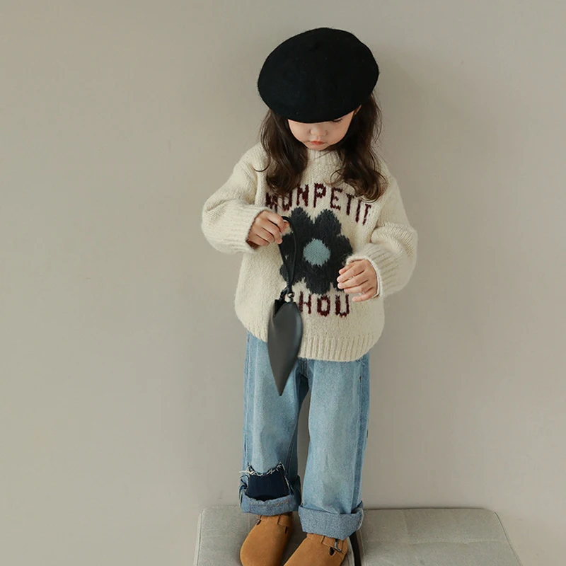 Girls' Letter Flower Pullover Sweater 2024 Spring and Autumn New Korean Children's Fashionable Knitted Sweater Casual Top