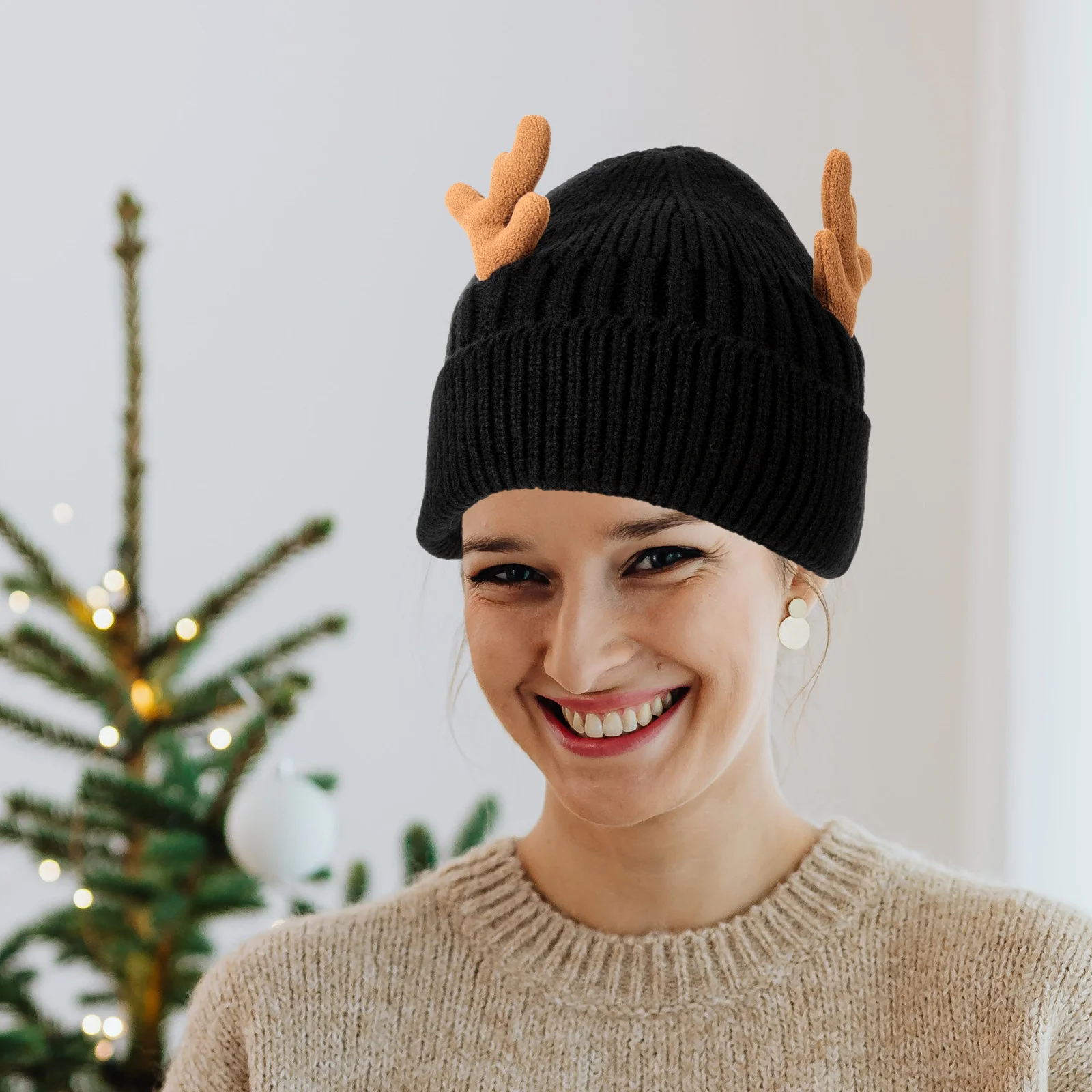 

1pc Christmas Antlers Knit Hat Winter Warm Beanie Lightweight Soft Ear Protection For Outdoor Indoor Holiday Gift Cap