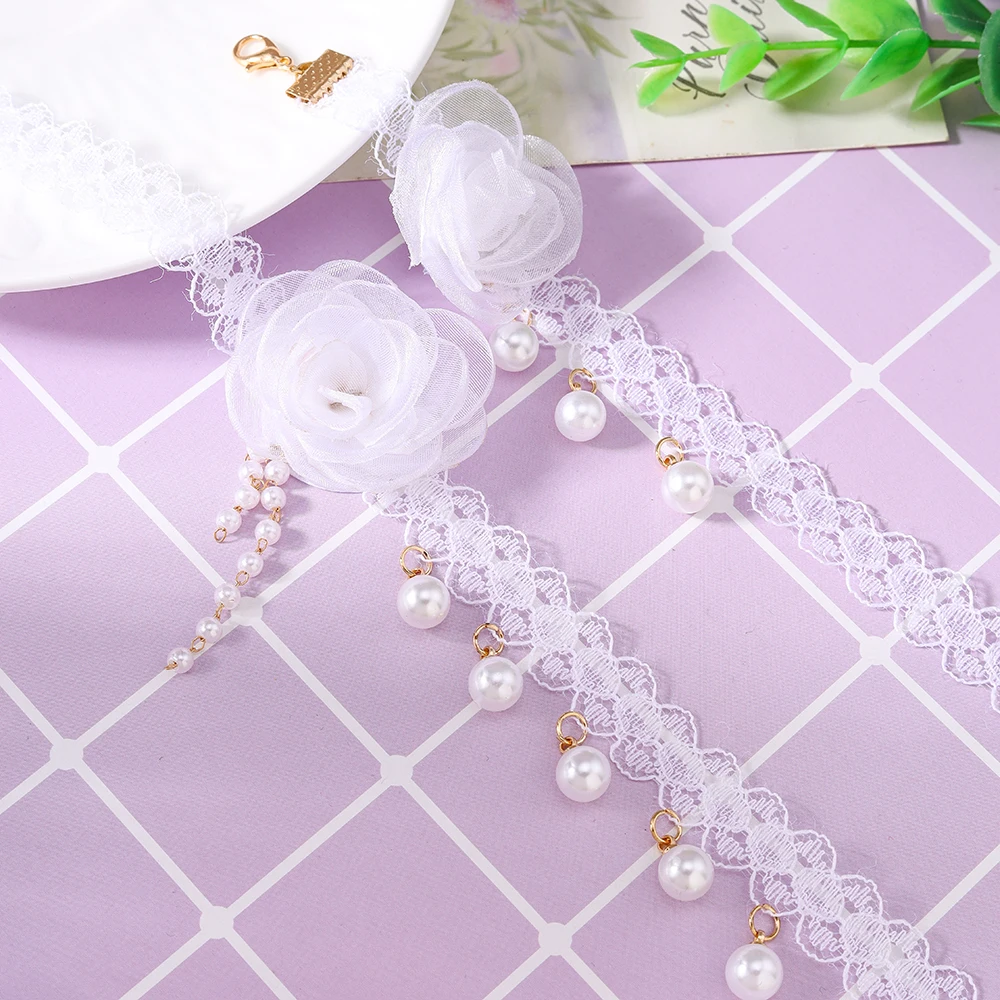 Aihua Elegante Weiße Perlen-Rosenblüten-Halskette für Damen, Imitationsperlen-Kurzkette, Choker, Hochzeitsschmuck, Geschenke – Detail 7