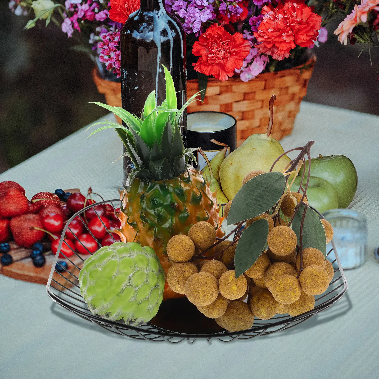 

1pc Iron Art Fruit Container Creative Metal Wire Snack Bowl For Home Restaurant Hotel Decor Black Fruit Storage Holder