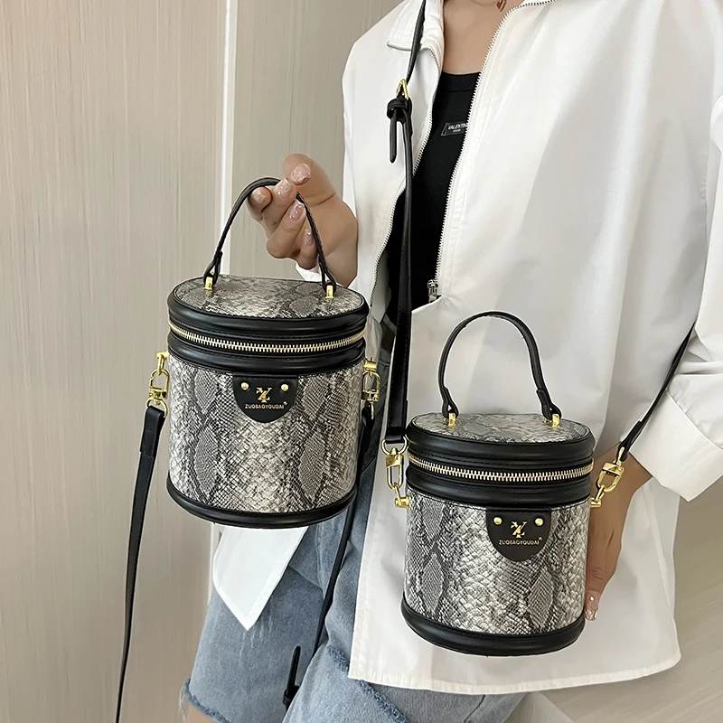 Round Bucket Handbag Purse Vintage Snake Pattern Crossbody Bag For Women 2022 Mini Small Bag Trendy Messenger Bag Luxury Tote