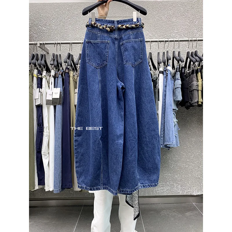 

2026 Design Sense Curved Knife Jeans Women's Autumn New Style Loose Slimming High Waist Wide Leg Nine Point Grandmother Pants