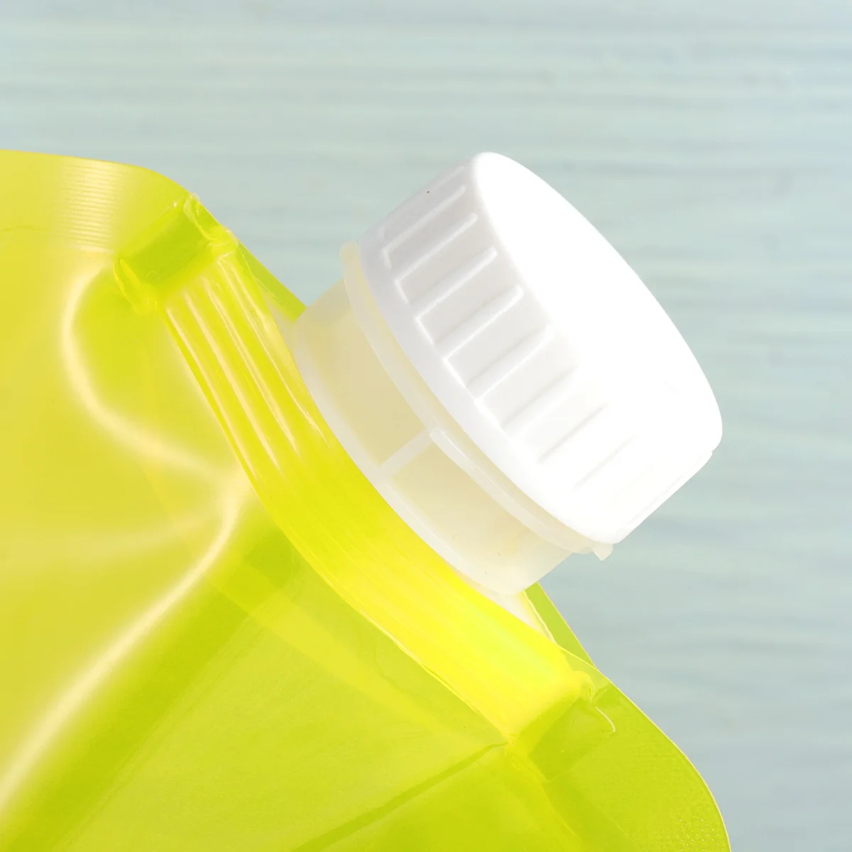 

2Pcs 5L Portable Water Bag Large Capacity for Outdoor Camping Hiking Picnic Bbq Yellow Foldable Easy to Carry Screw Closure