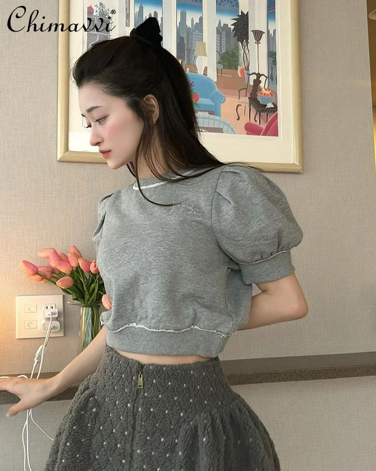 Japanese New 2024 Autumn Small Letters Round Neck Bubble Sleeves Short Sweatshirt Solid Color Female Girls Casual Cropped Tops