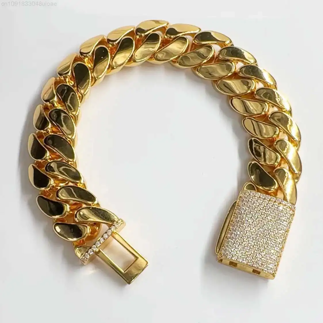

Hiphop Cuban Link Bracelet Plain Gold Plating 925 Sterling Silver Iced Out Clasp Miami Cuban Bracelet