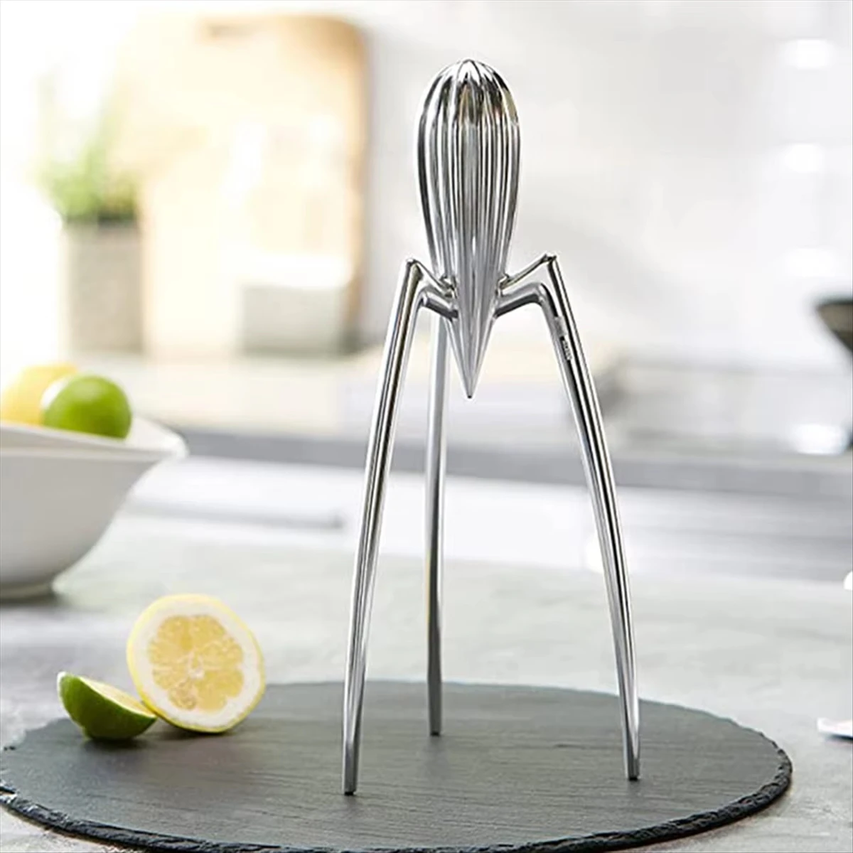 

High-end Luxury Modern Octopus Juicer Decorative Ornaments Coffee Table Restaurant Kitchen Living Room Soft Decoration
