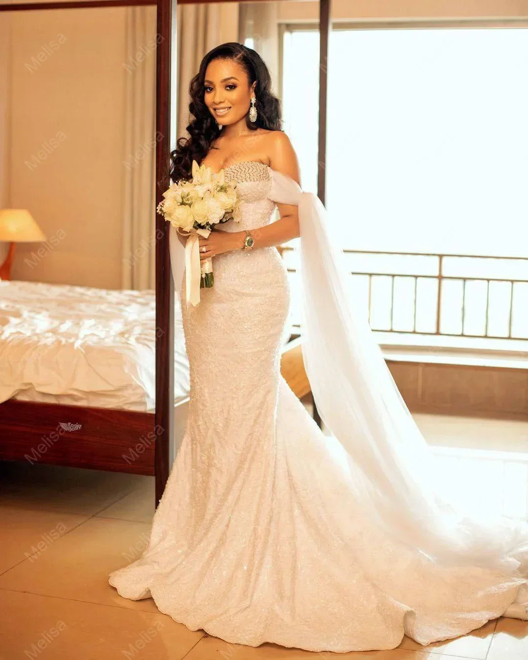 تخصيص مذهل مطرز الحبيب مثير فساتين الزفاف الأفريقيةCape الاجتياح الدانتيل حورية البحر أثواب الزفاف