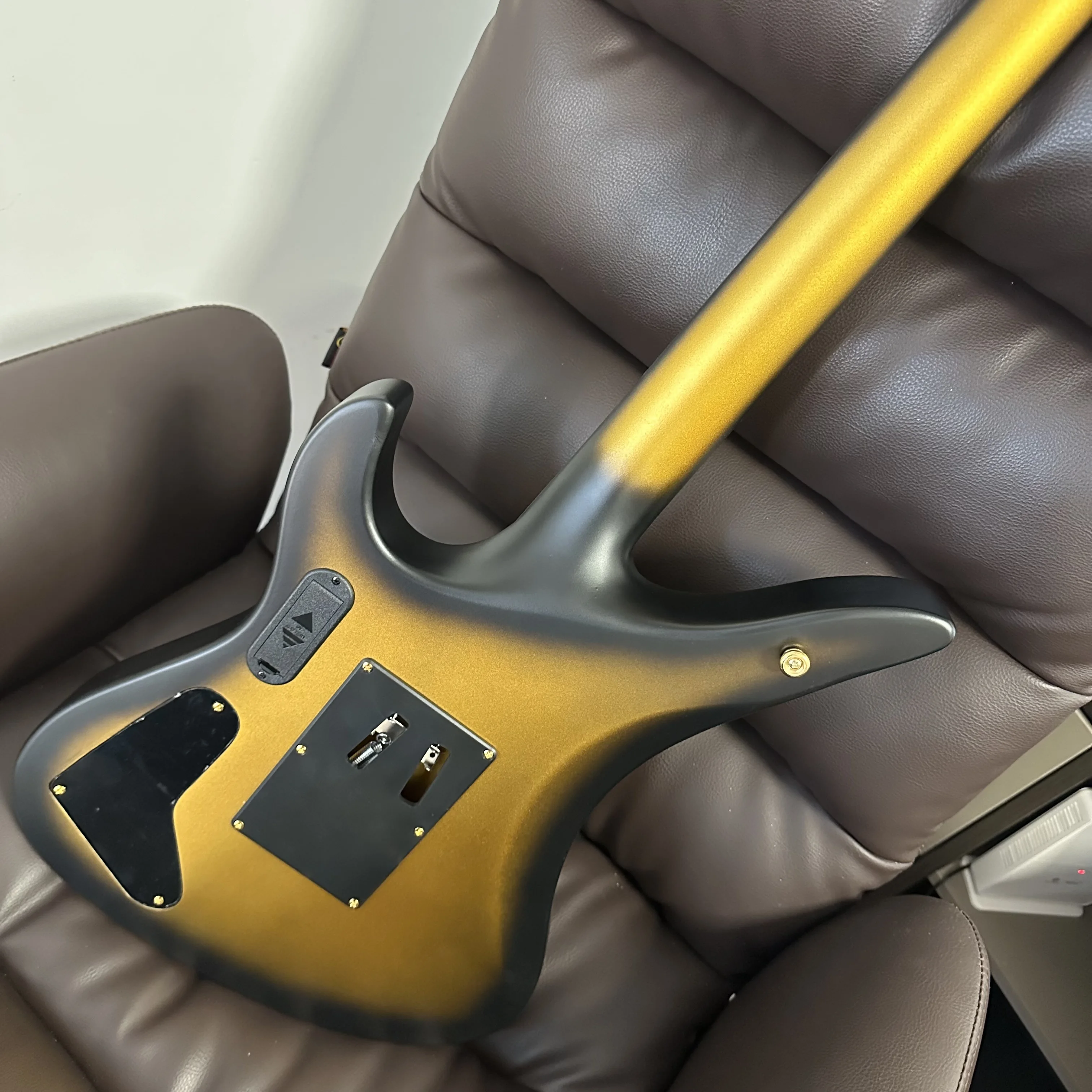 Schecter Synyster Gates Custom-S Electric Guitar Gold Black Stripes Double Locking Tremolo Solid Body Metal Guitar for Rock Performance