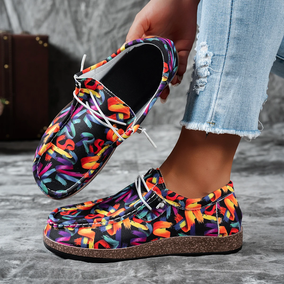 2025 New Women Loafers Rainbow Canvas Shoes for Women Round Toe Multi-Color Flat Sneakers Women Trend Lace-up Casual Shoes