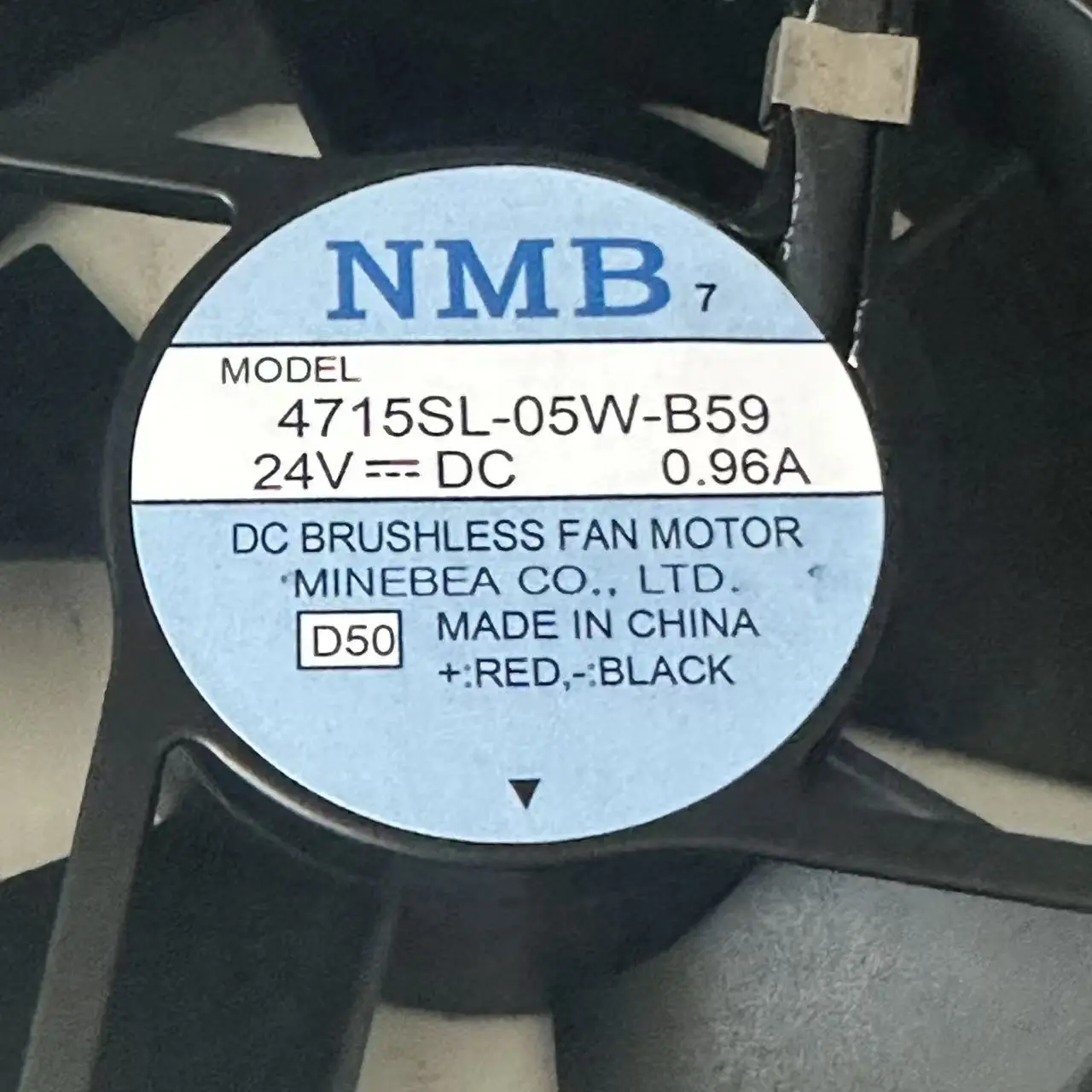 NMB-MAT 4715SL-05W-B59 D50 DC 24V 0.96A 120x120x38mm 3-wire Server Cooling Fan