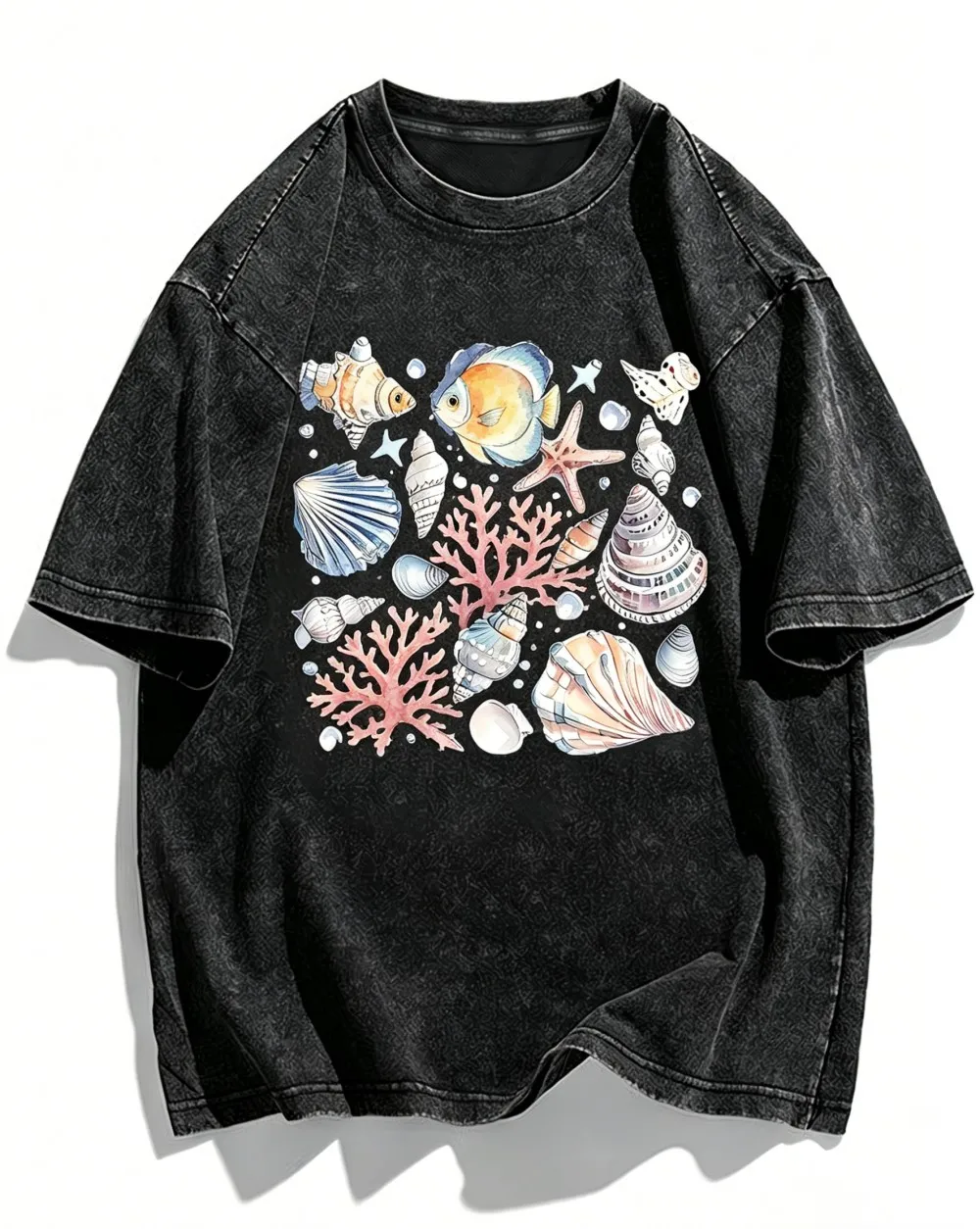 Aesthetic Seashell Graphic T-Shirt Vintage Washed Coastal Tee Tropical Fish Coral Print Top Creative Nautical Fashion Apparel