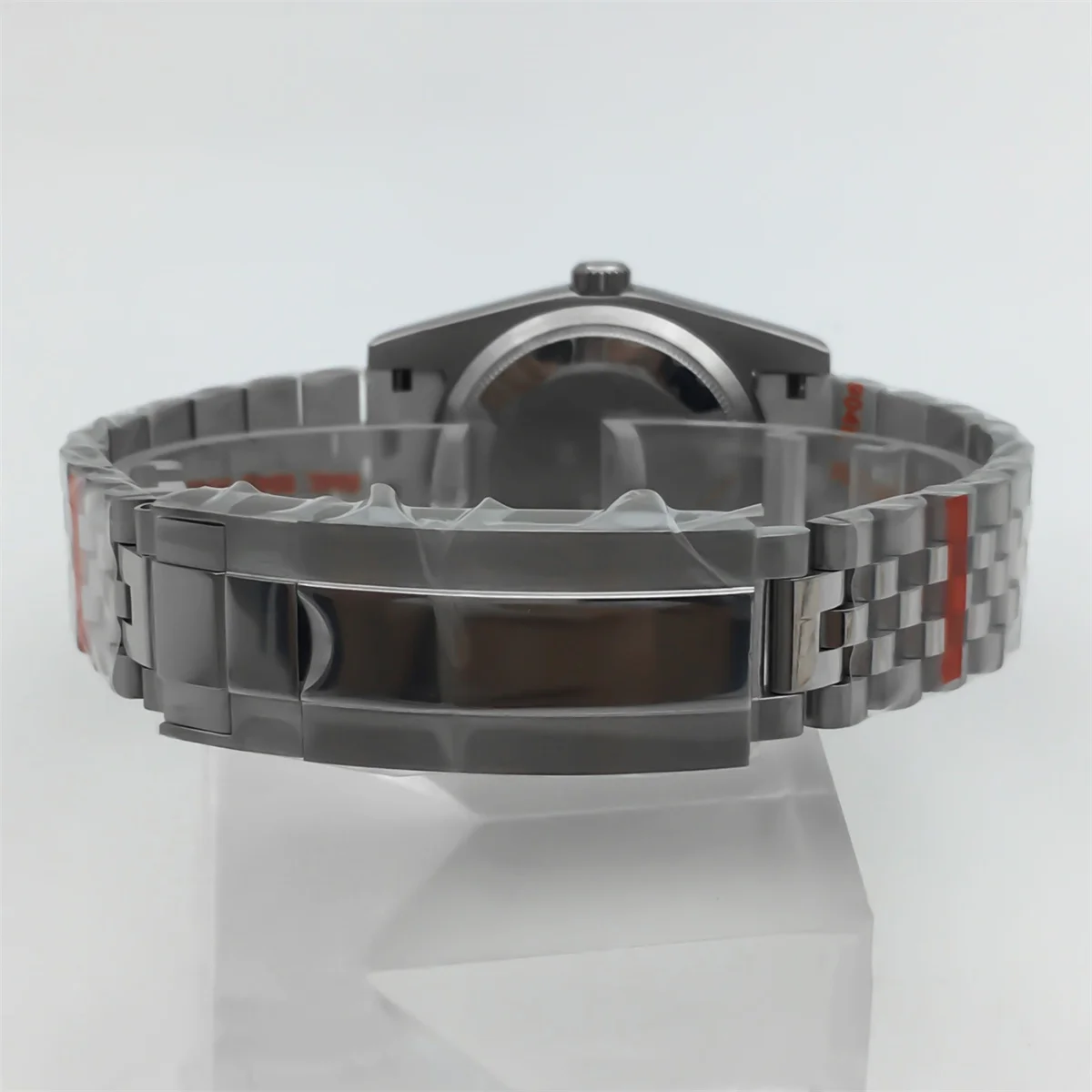 36mm/39mm Men\'s automatic watch NH35A PT5000 Red dial Green luminous polished bezel Stainless steel case bracelet Sapphire glass