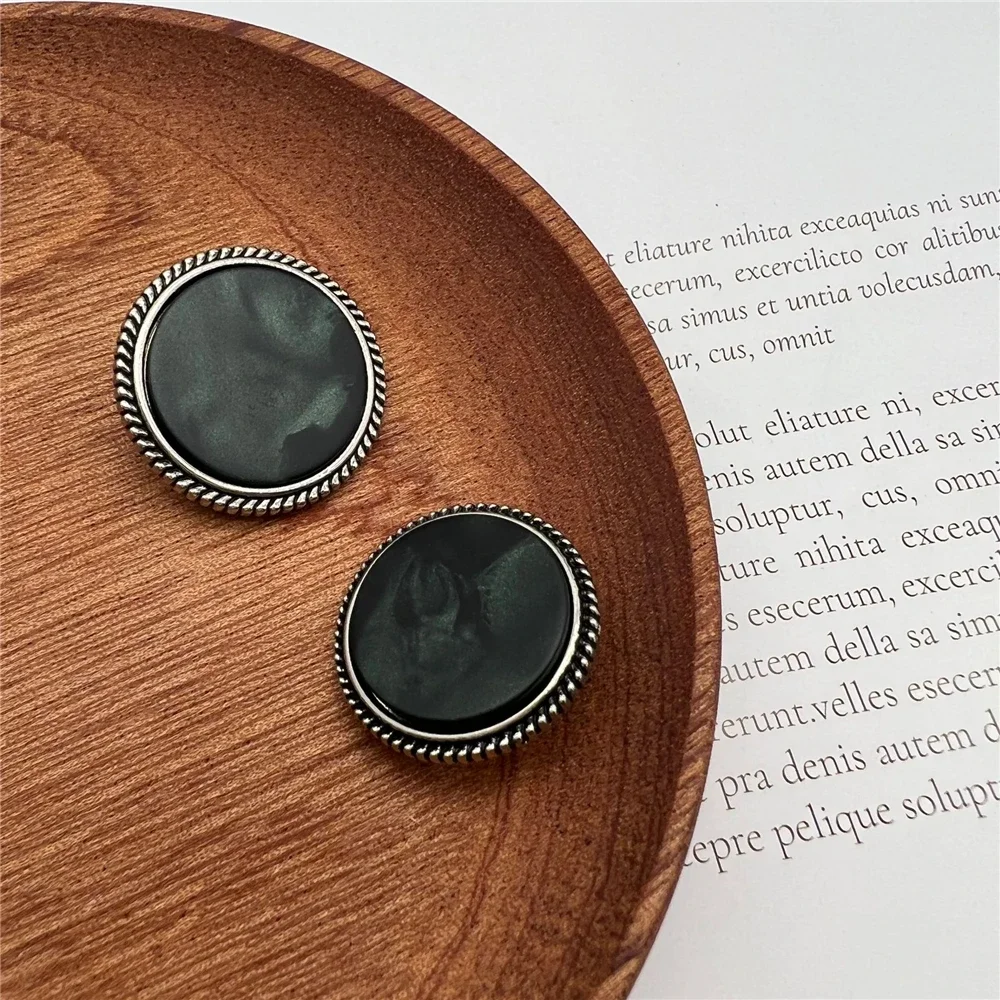 Czarne okrągłe guziki dekoracyjne do mundurów, modnej odzieży, wysokiej jakości metalowych guzików, akcesoriów do szycia, 18 mm, 23 mm, 10 szt.