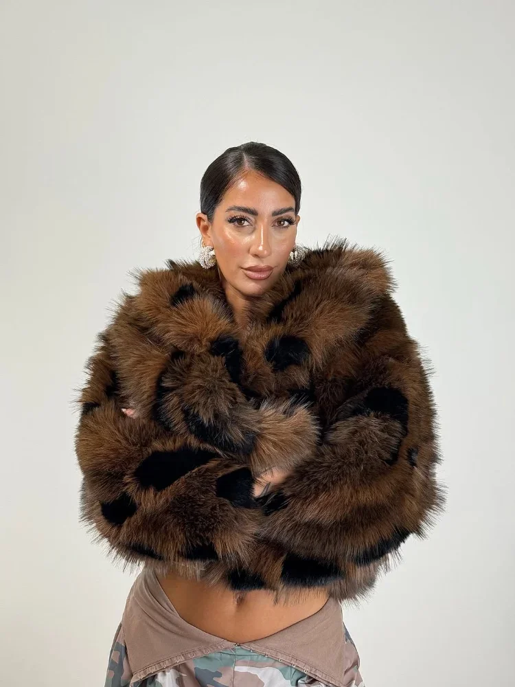 Cappotto corto in pelliccia sintetica patchwork di lusso da donna Chic 2025 Giacca invernale a maniche lunghe con risvolto allentato Moda Capispalla caldo da strada