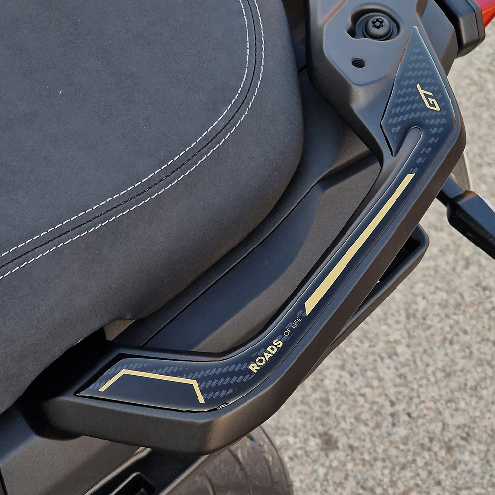 tracer 9 gt 2025 accessories Fuel Tank Sticker Oil Gas Cap 3D Decal Cover Protector Waterproof For Tracer 9GT 2025 view 4