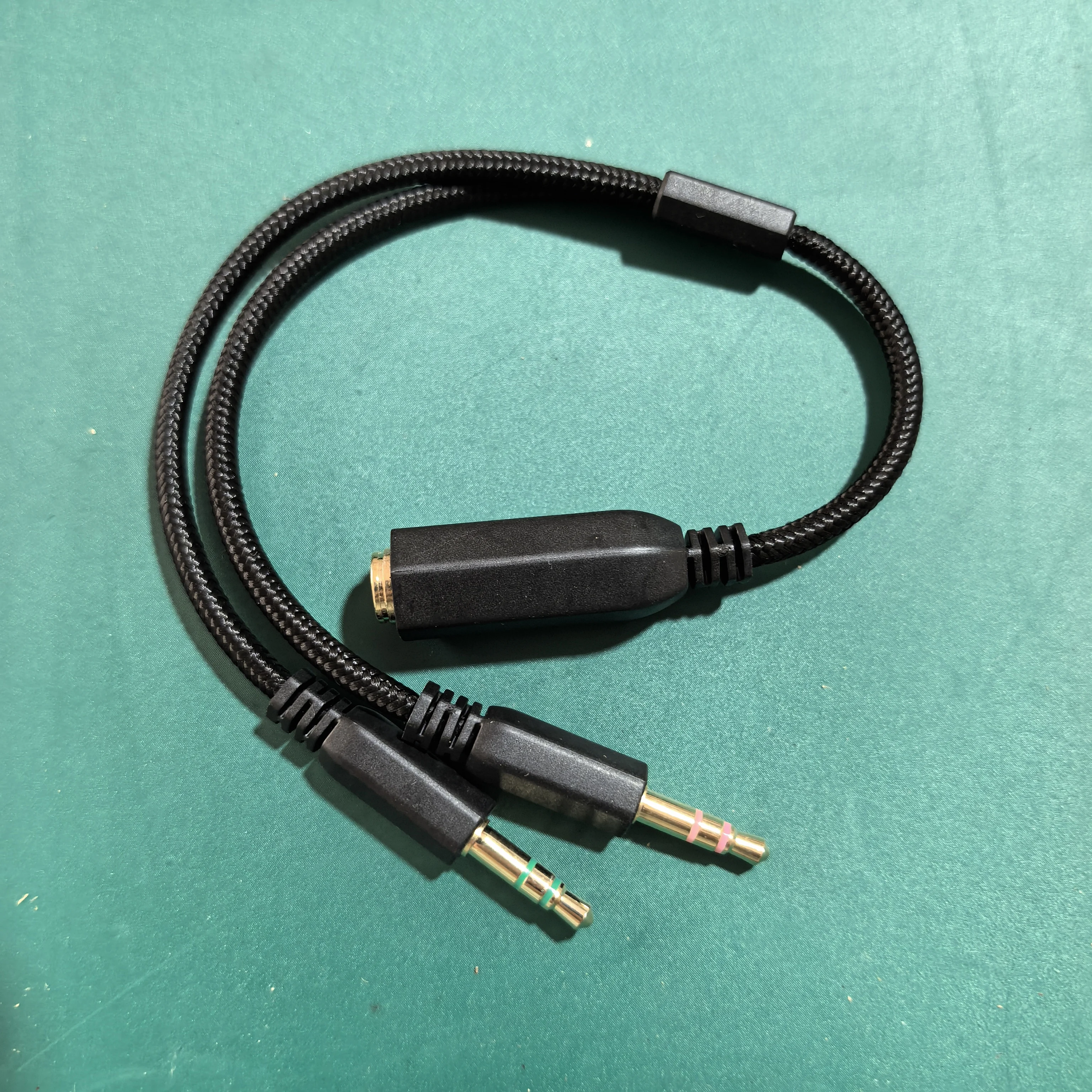 For ALIENWARE AW510H e-sports headset one point two point audio cable