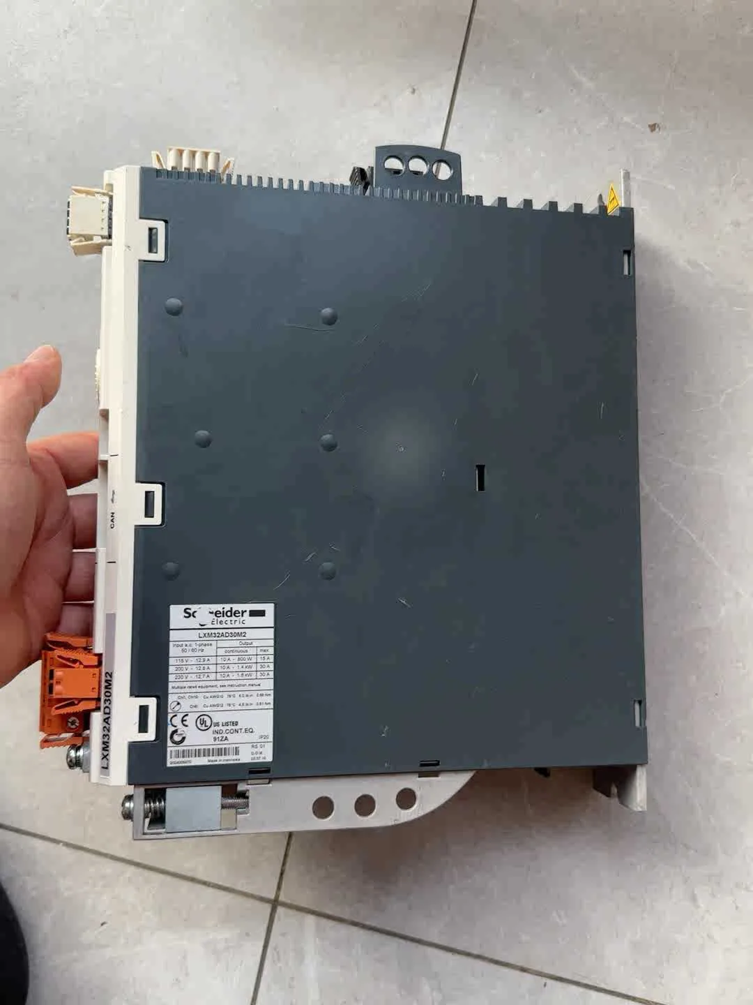 Сервопривод LXM32AD30M2 для Schneider