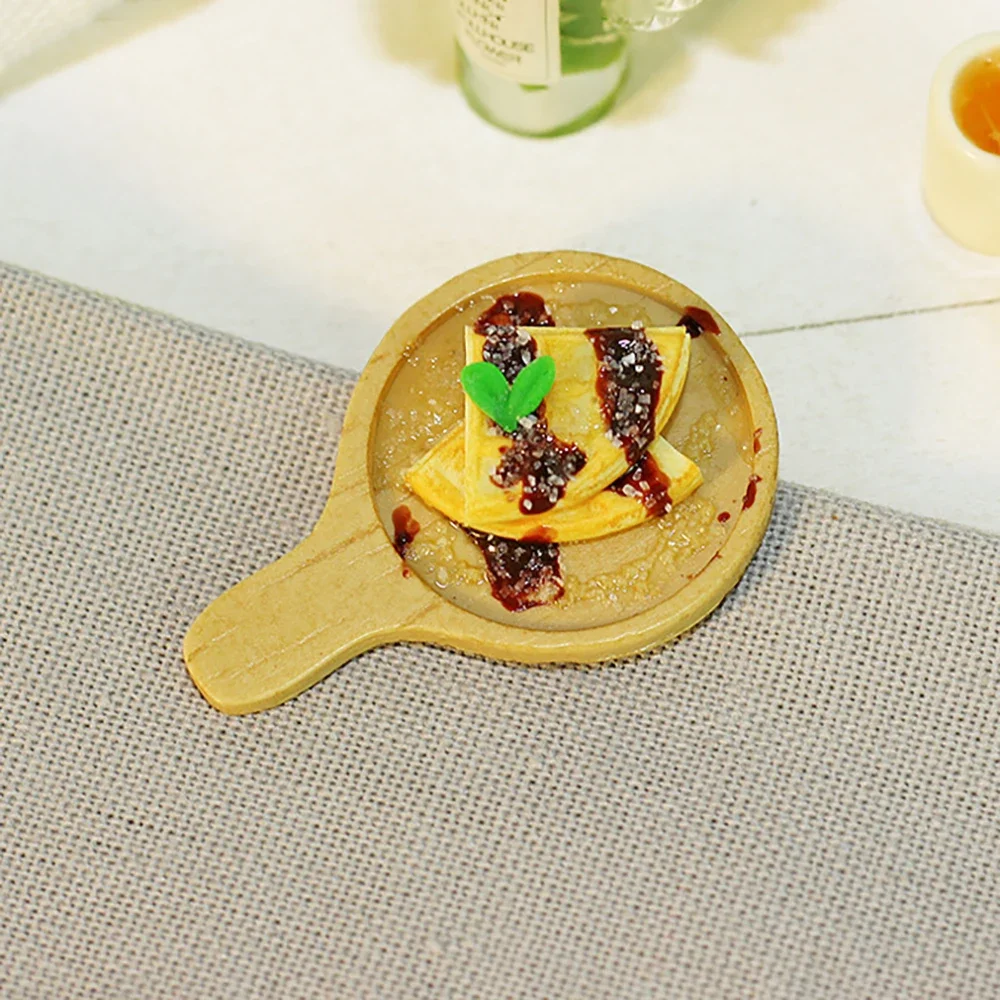 1Pcs 1/12 Dollhouse Miniature Waffle with Tray Model Mini Food Toy for Doll House Accessories Decoration ob11 bjd