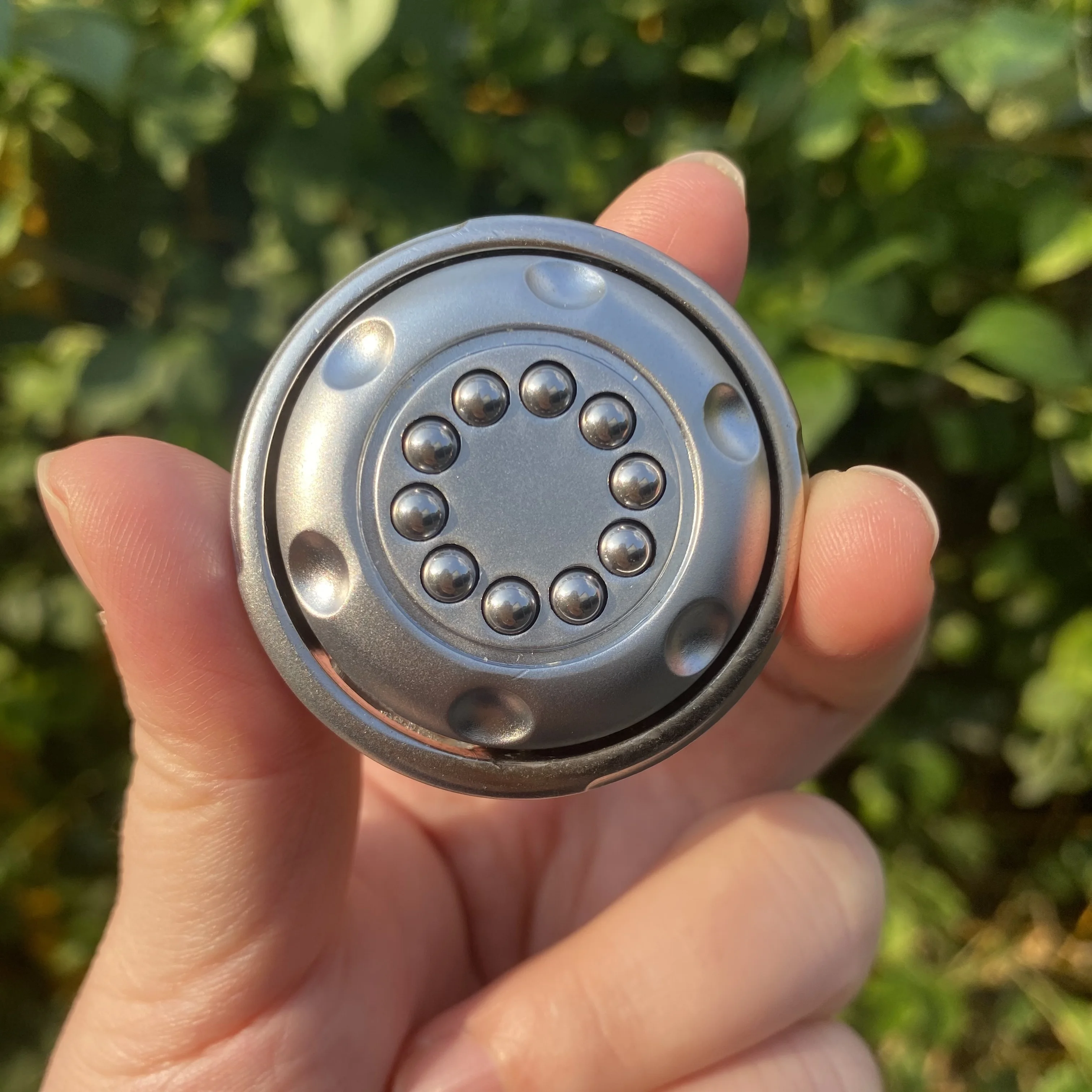 Deslizador de Metal UFO EDC Fidget, deslizador de Metal con platillo volador de monedas, juguetes de oficina Fidget, escritorio de Metal magnético EDC, juguete antiestrés para adultos