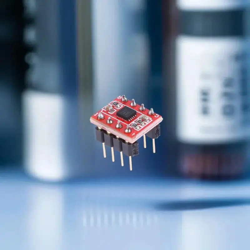 High performance and low distortion dual operational amplifier chip with high current and high temperature