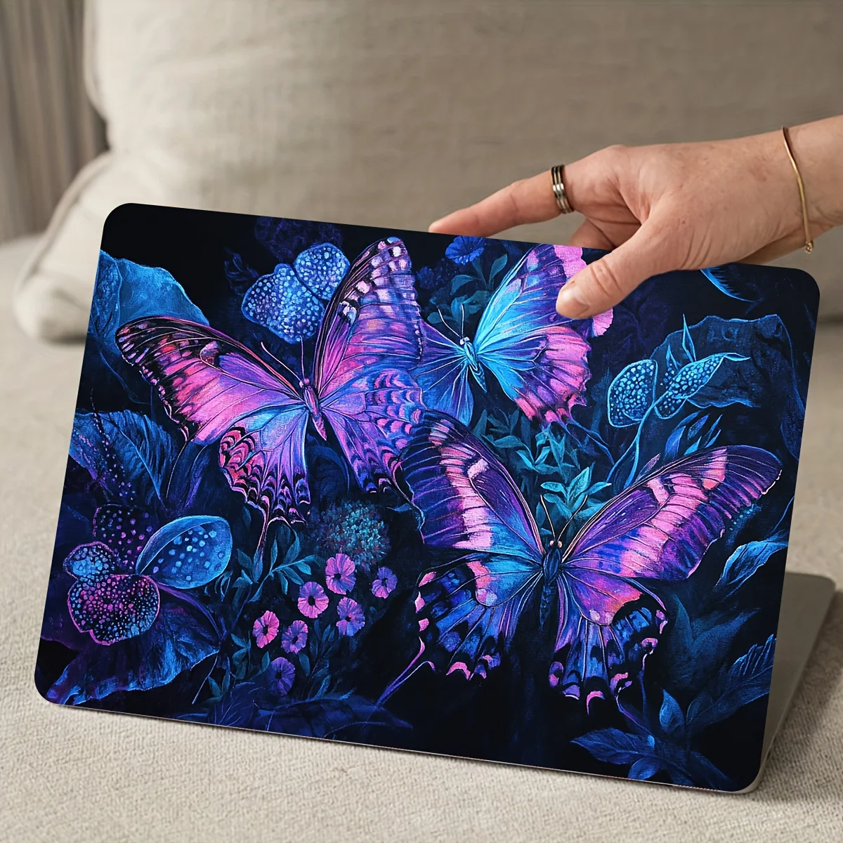 

Набор из 2 наклеек для ноутбуков с яркими бабочками и цветочным рисунком — водонепроницаемая защита от царапин для ноутбуков, автомобилей, онлайн-книг — светло-бежевый