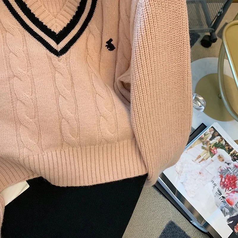 Suéteres de moda coreana para mujer, Tops de punto con bordado de dibujos animados Y2K con cuello en V, jerséis básicos suaves de manga larga para invierno