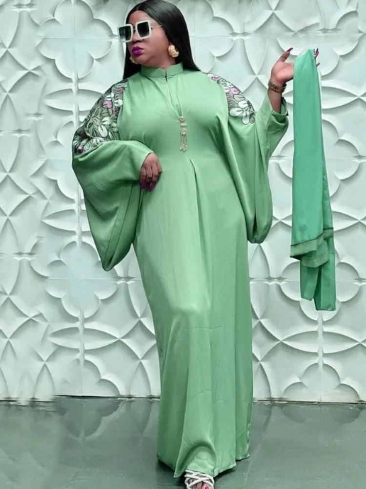 

Plus Size African Party Dresses for Women Elegant Embroidery Caftan Gown New Muslim Fashion Abayas Robe Kaftan Long Maxi Dress