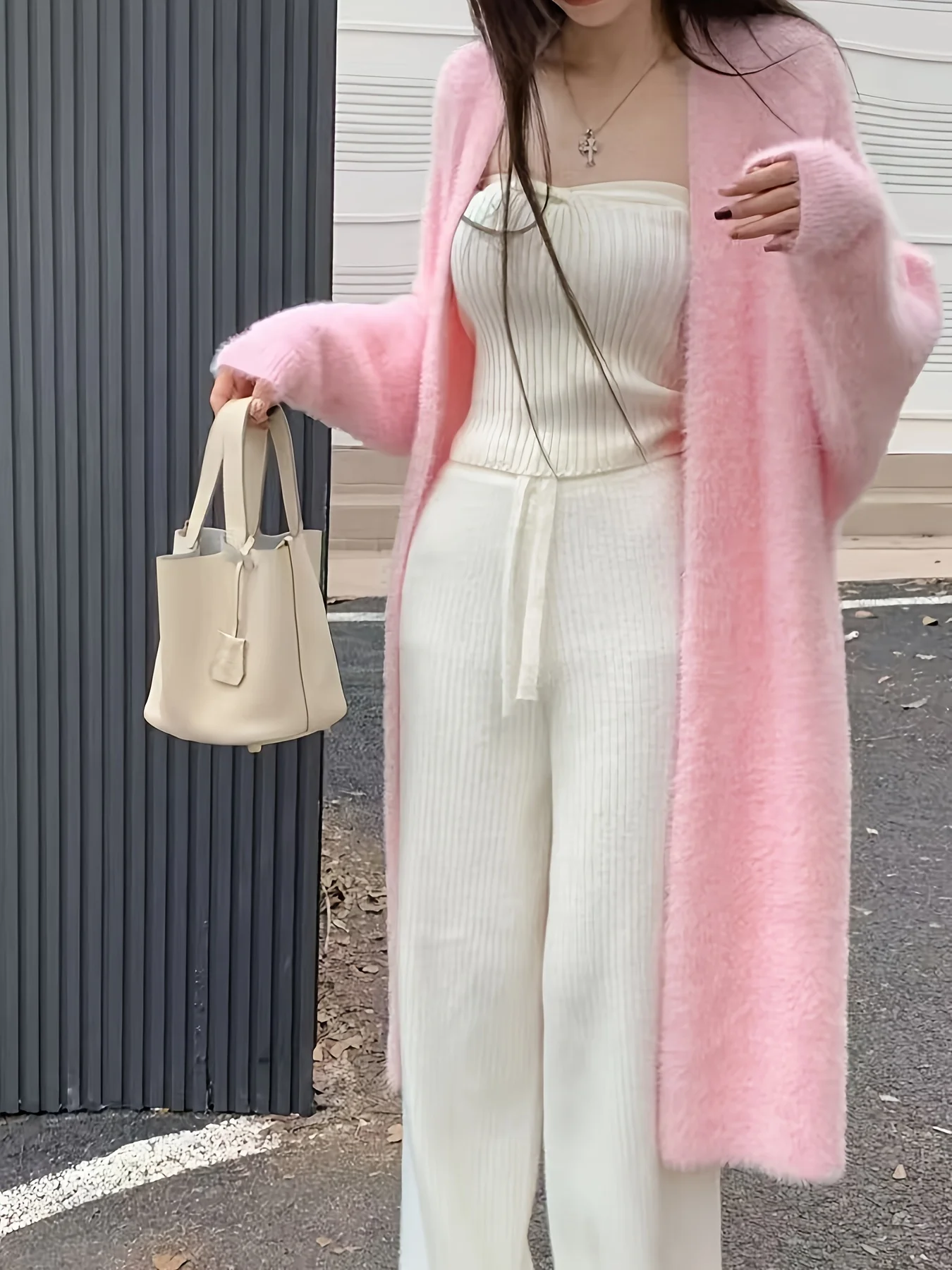 Langer Gemütlicher Nerz-Fleece Cardigan Pullover Herbst Winter Locker Geschnittener Langarm-Pullover im Sanften Stil