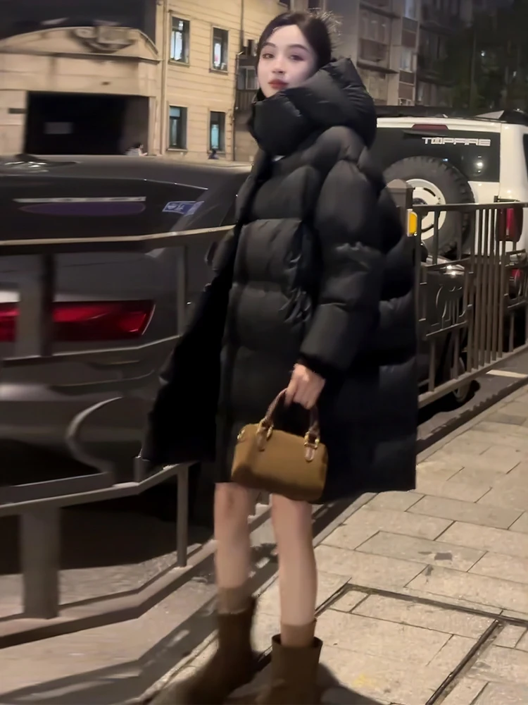 

Женская черная пуховая куртка с капюшоном, зима 2025, теплая, маленького размера, высококачественная, объемная, с длинными рукавами, на молнии