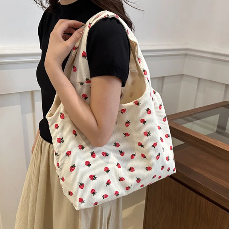 

Lazy Style Strawberry Canvas Large Capacity Bag Female New Tide ins Korean Fashion Shoulder Bag Student Class Tote Bag XA27HH