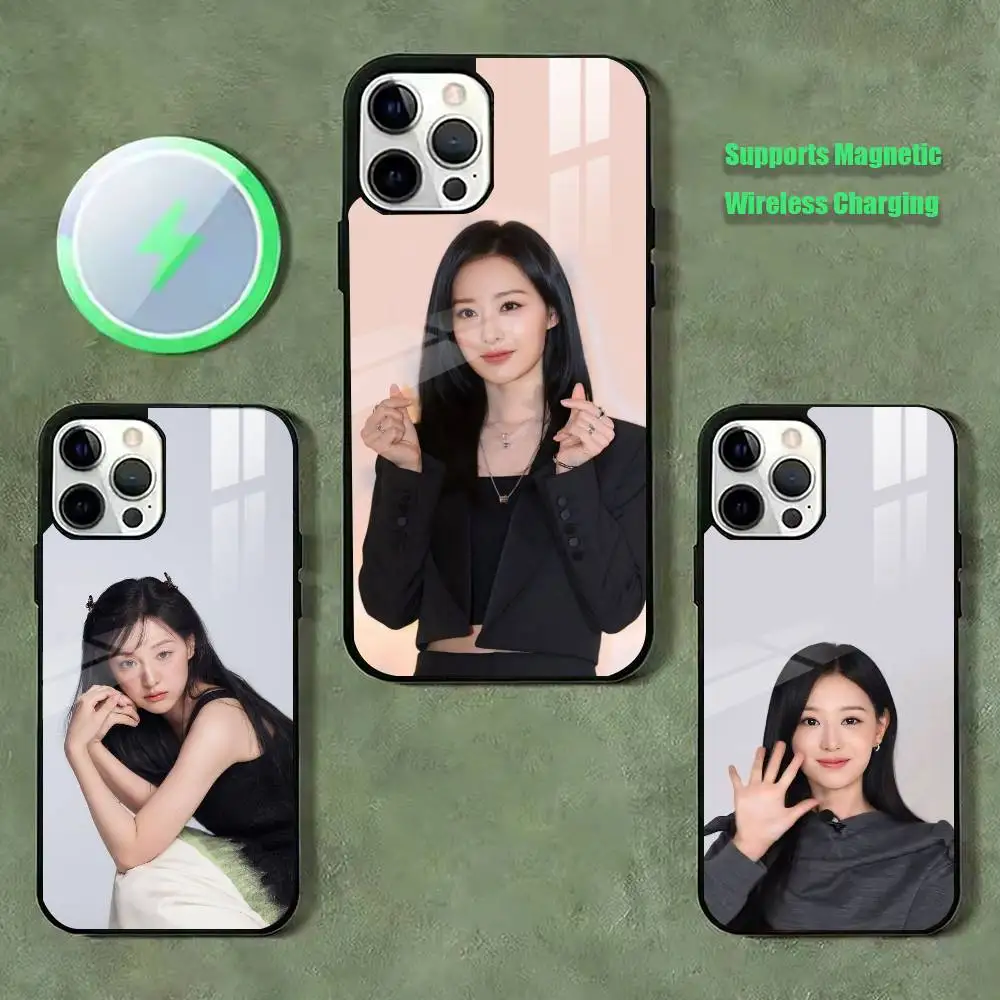 

Actor Kim Ji-won Phone Case For iPhone17,16,15,14,13,12,11 Plus,Pro Compatible with magnetic wireless charging