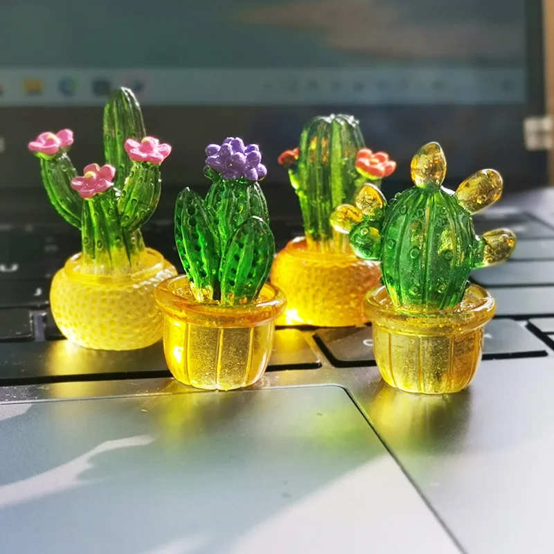 Creative Cactus Figurines Ornaments Resin Cactus Bonsai Decor Ornaments Desktop Ornament Car Home Decoration Accessories