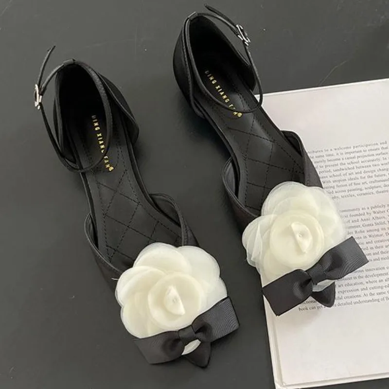 

Cozy Silk Pointed Toe Party Dress Slingback Shoes Slides Summer Fashion Big Flowers Women Flat Mules Sandals Zapatos De Mujer