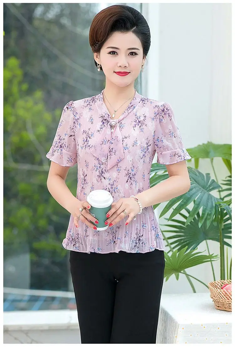Mom's Clothing Style Floral Temperament Slim Chiffon Shirt Middle-aged Woman's Large-size Fashionable Belly-covering T-shirt