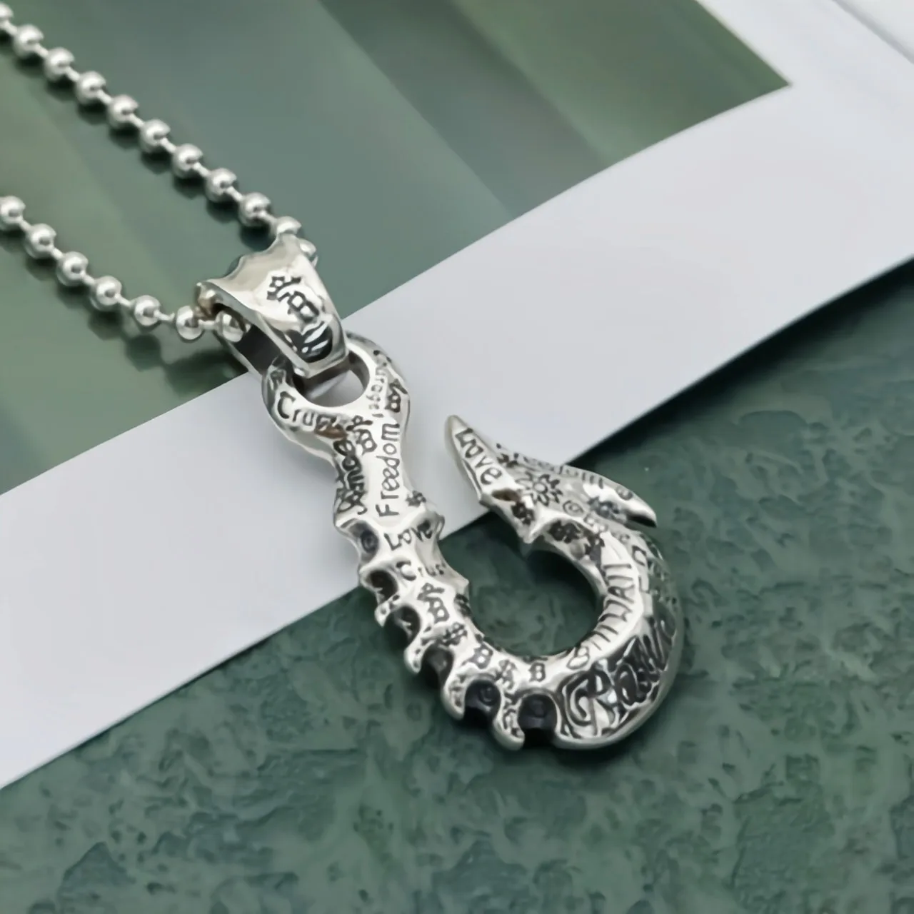 

S925 sterling silver letter graffiti trendy unique fishhook pendant for men and women Thai silver retro hip hop punk