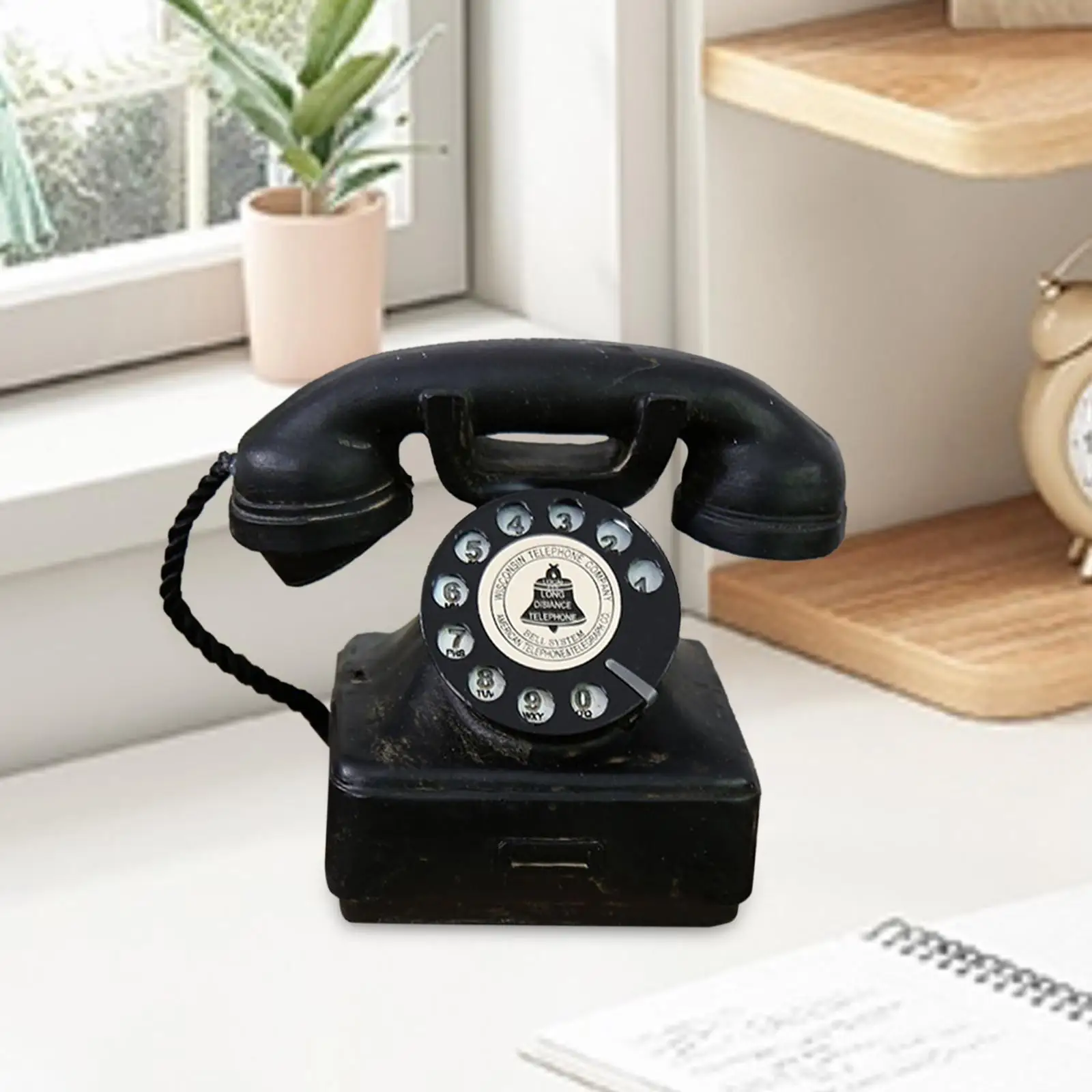 Creative Phone Model Photography Props Resin Classic Artist Figurine Corded Telephone for Bar office Desk Decorations