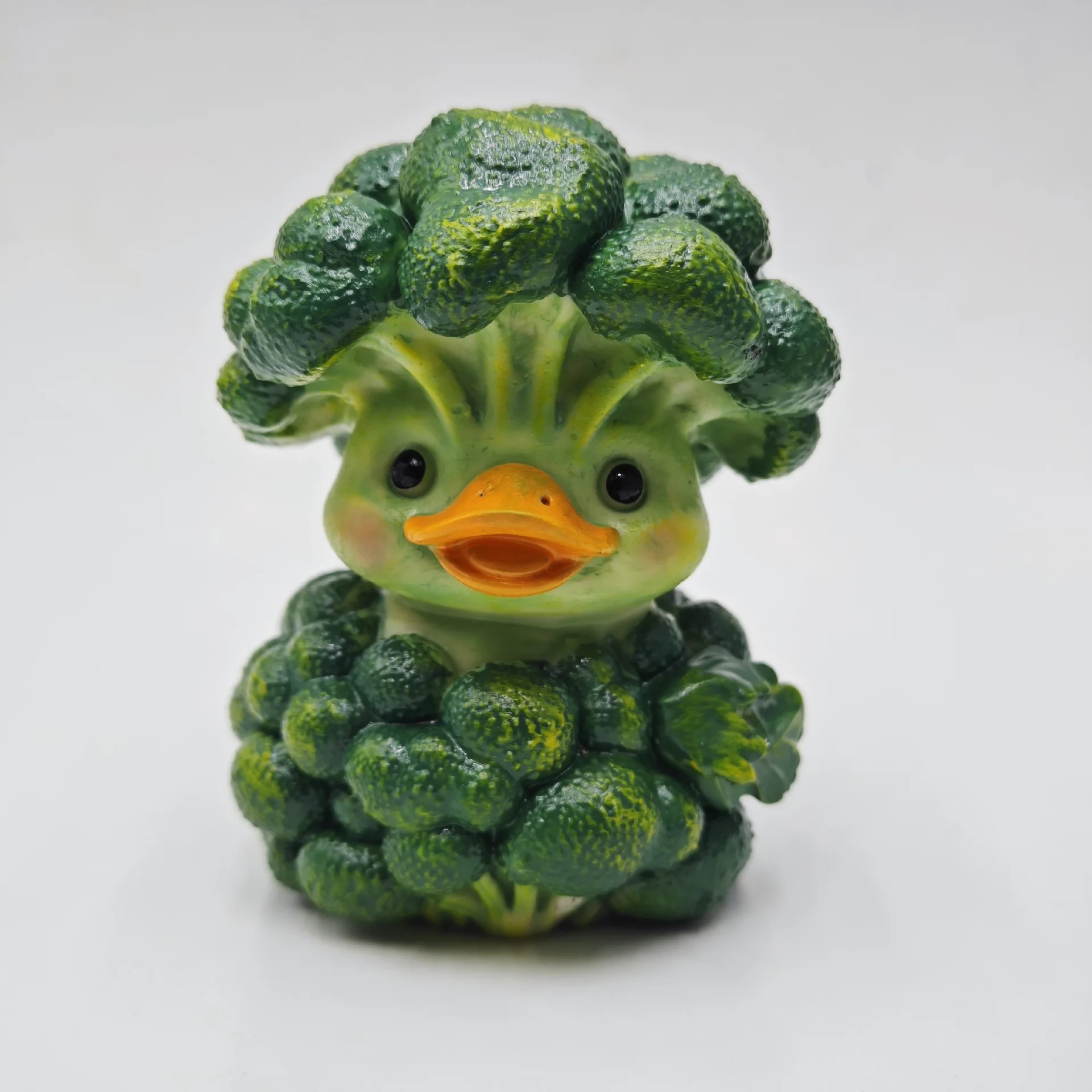Cute Vegetable Broccoli Duck Decoration Unique Craft Ingenious Designed Vegetarian Duck Resin Craft Figurines Creative Presents